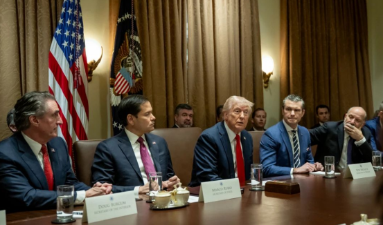 内阁会议：金卡不是要取代EB-